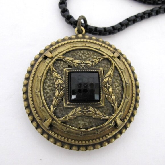 Harp Strings Depose Paris Vintage 2" Button Pendant Necklace 17" Drop J3 B3 - Picture 1 of 6
